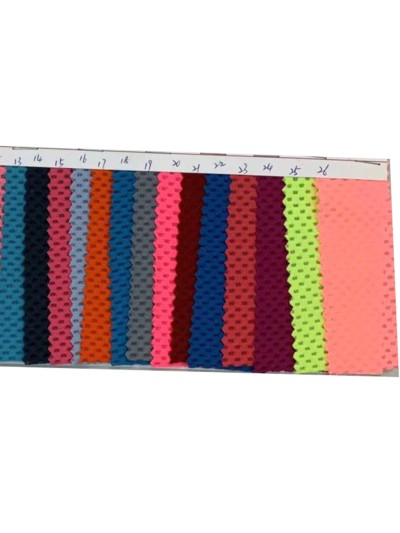 HK-KNSR  1-198 95％polyester 5％spandex Waful Elastane Mesh 滌綸彈力華夫運動網布 200gsm(Dry-Fit) 66/68'' 側面照